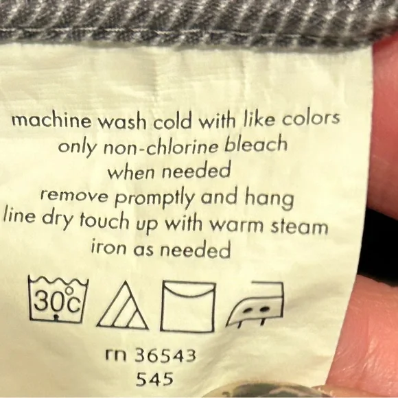 Men’s Calvin Klein Shirt 16 32-33 Pinstriped Long Sleeve Button Down Gray - Picture 6 of 8